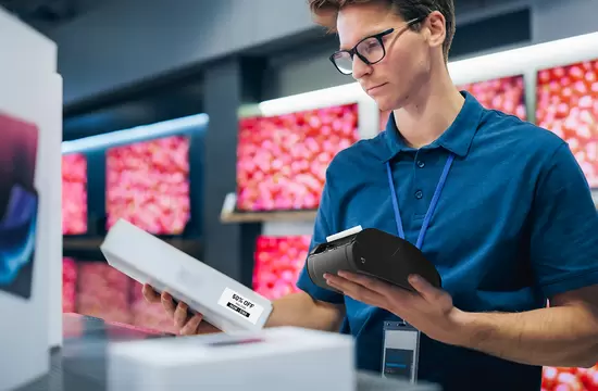 Cómo implementar eficazmente estrategias de precios omnicanal con impresoras de etiquetas móviles. 