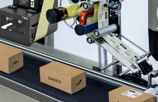 El motor de impresión acelera el cumplimiento del comercio electrónico con la automatización de etiquetas