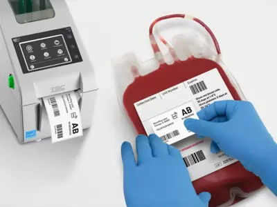 ¿Cuál es la tecnología RFID adecuada para las pulseras de los pacientes y las etiquetas de las bolsas de sangre? ¿UHF o HF?